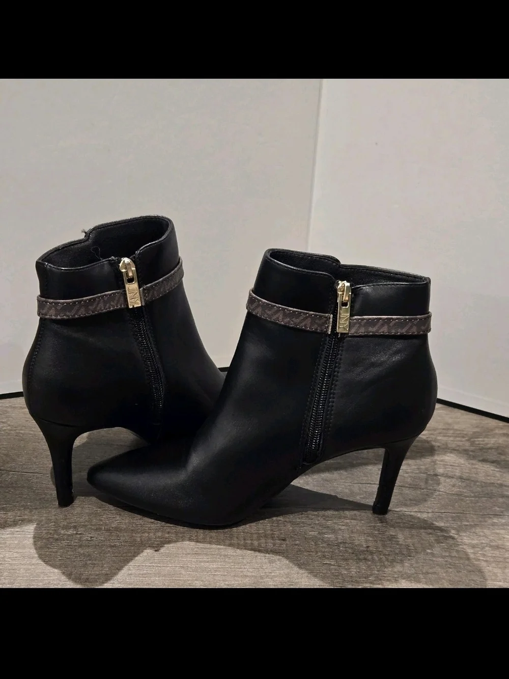 NWOT Jones New York Stiletto Booties Ankle Booties Women's Size 6.5